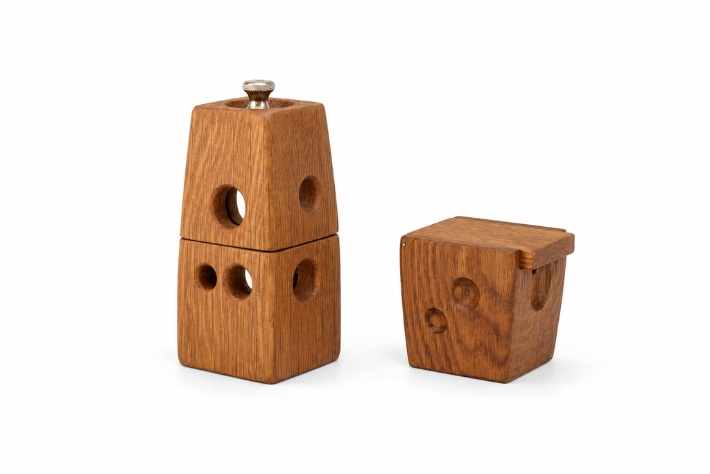 Pueblo Pepper mill and Salt Cellar Set, Oak